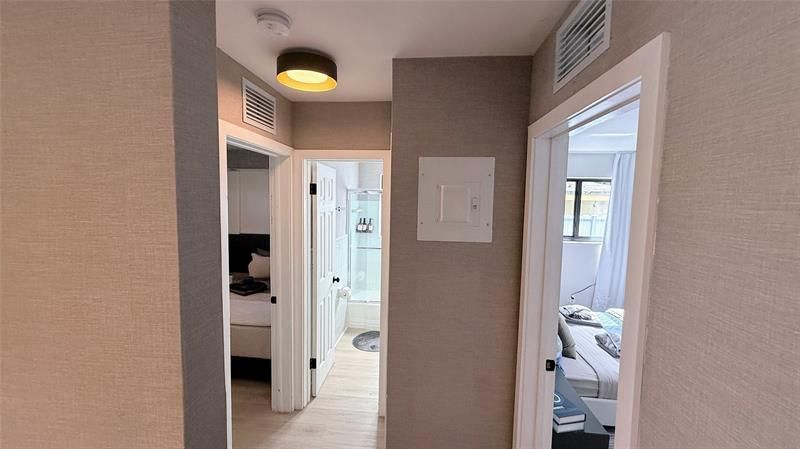 433 NW 15th Way, Fort Lauderdale, FL 33311 Photo