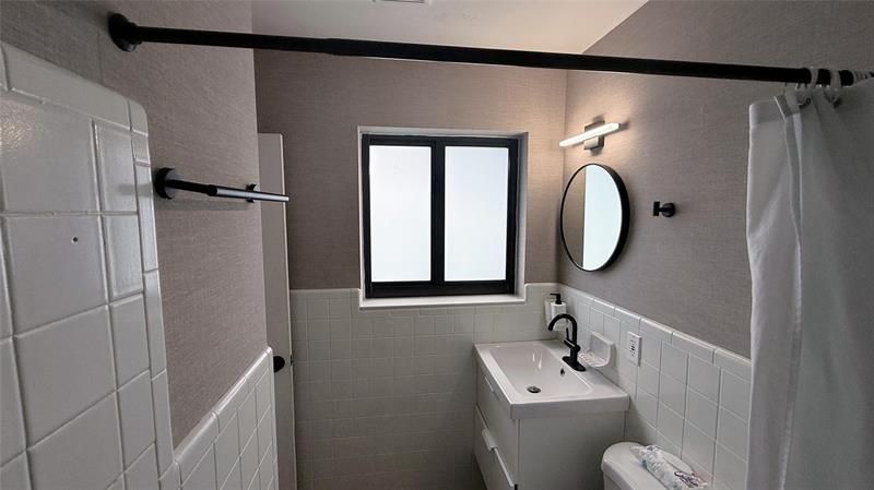 433 NW 15th Way, Fort Lauderdale, FL 33311 Photo