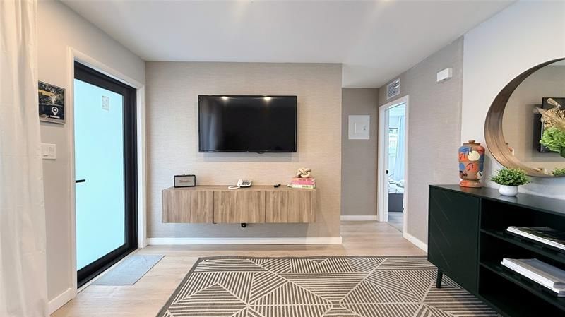 433 NW 15th Way, Fort Lauderdale, FL 33311 Photo