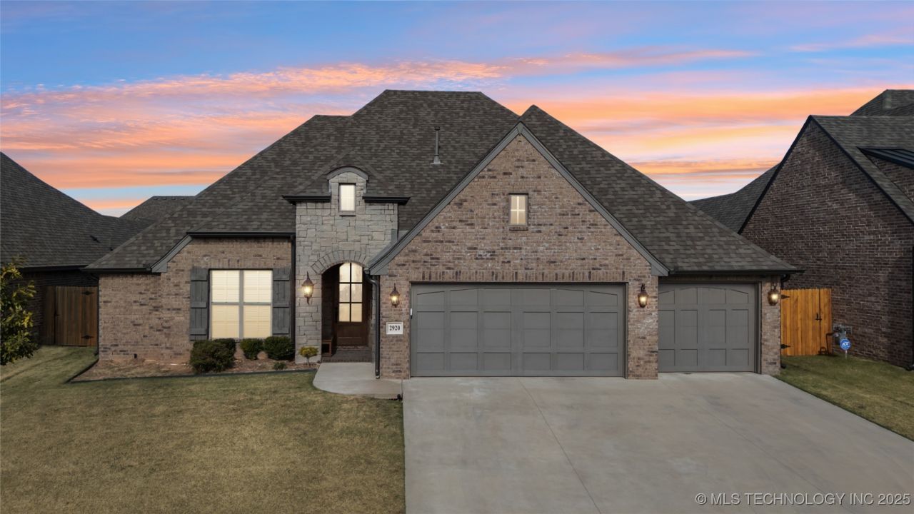 2920 E Portland Place, Broken Arrow, OK 74014 Main Photo