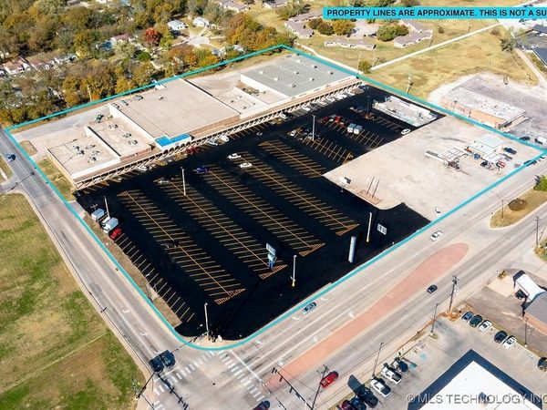 805 N Broadway , Ada, OK 74820