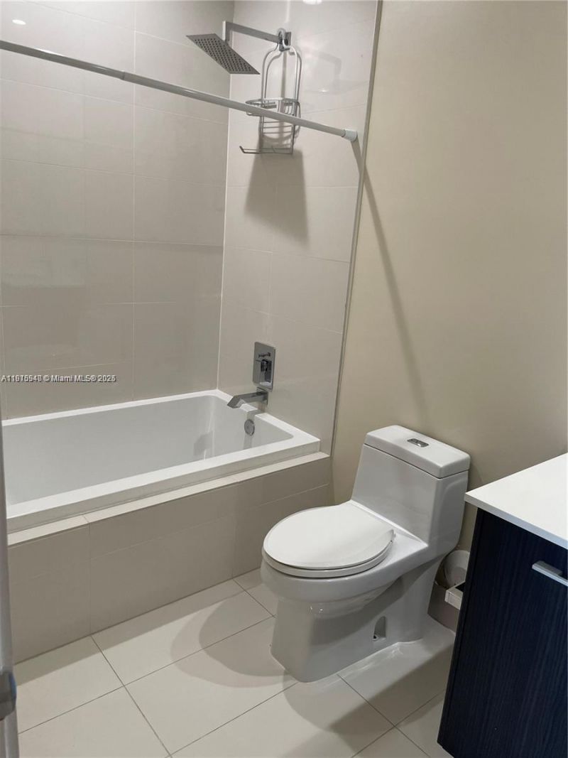 55 SW 9th St, Unit 4304, Miami, FL 33130 Photo