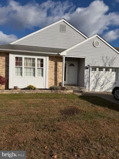 722 Virgin Island Drive, Williamstown, NJ 08094 Main Photo