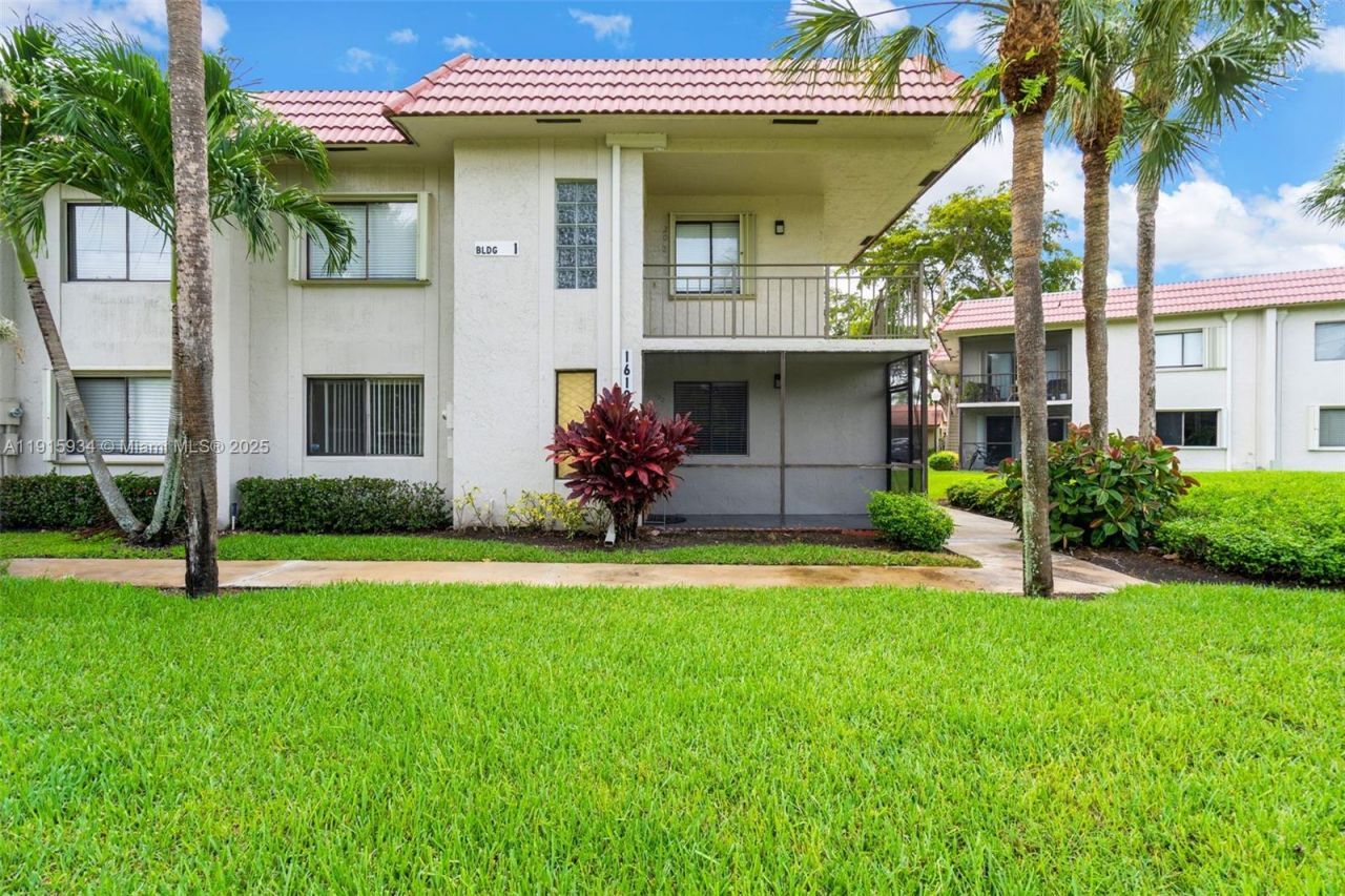 16193 Saddle Club Rd, Unit 102, Weston, FL 33326 Photo
