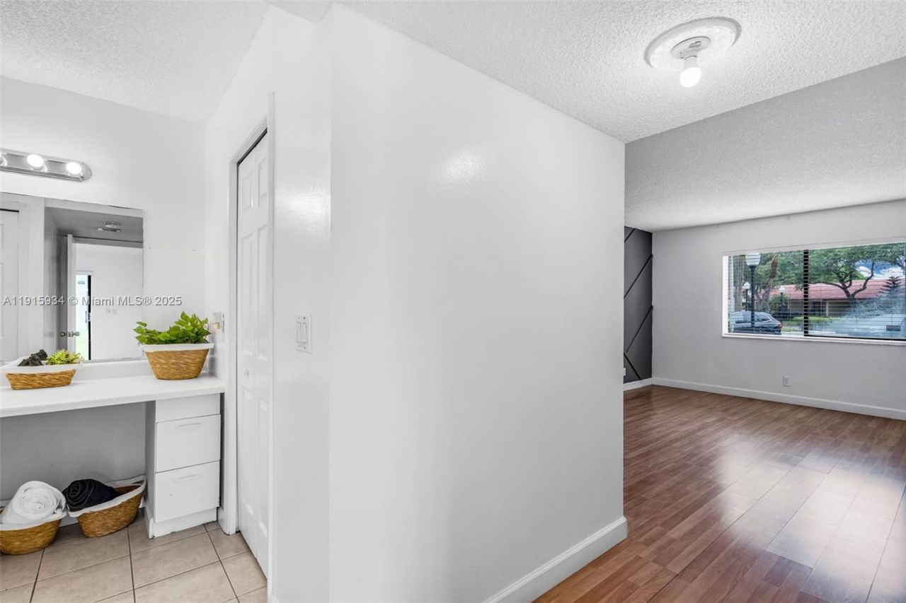 16193 Saddle Club Rd, Unit 102, Weston, FL 33326 Photo