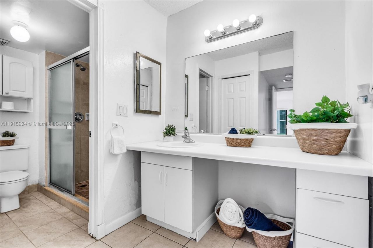 16193 Saddle Club Rd, Unit 102, Weston, FL 33326 Photo