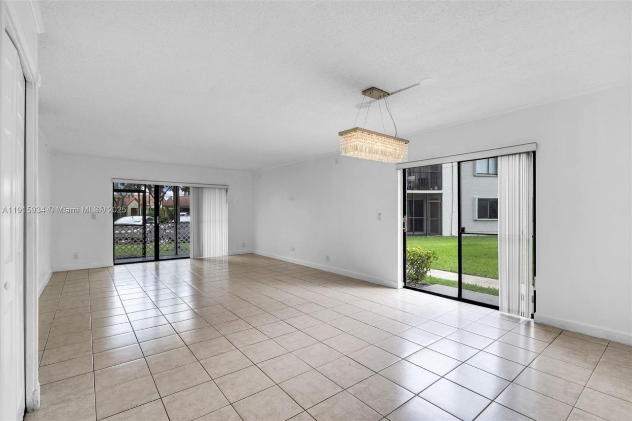 16193 Saddle Club Rd, Unit 102, Weston, FL 33326 Photo