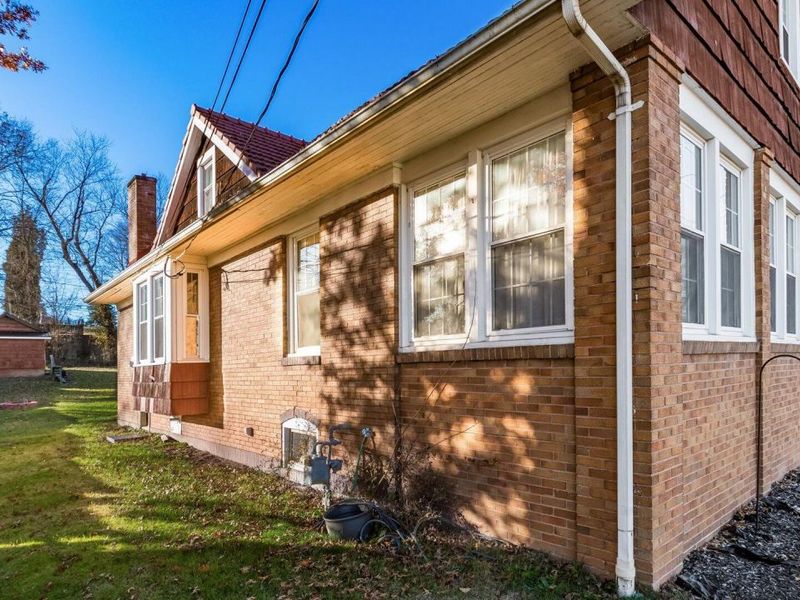 213 N Main Street, Roseville, OH 43777 Photo 6