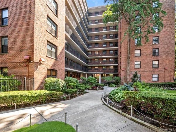 35-11 85th Street, Unit 1C, Jackson Heights, NY 11372