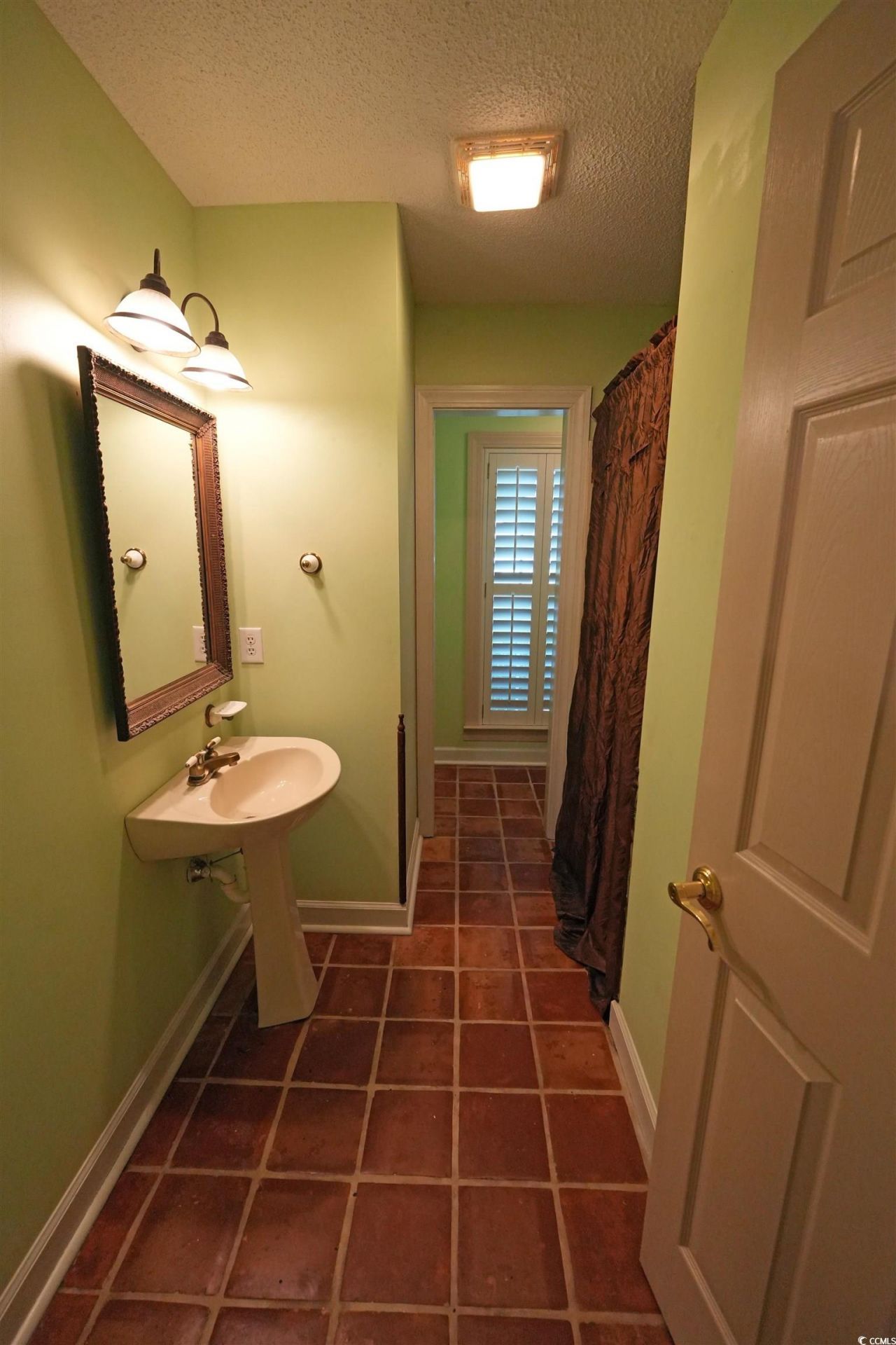 669 George Washington Trail Photo 11