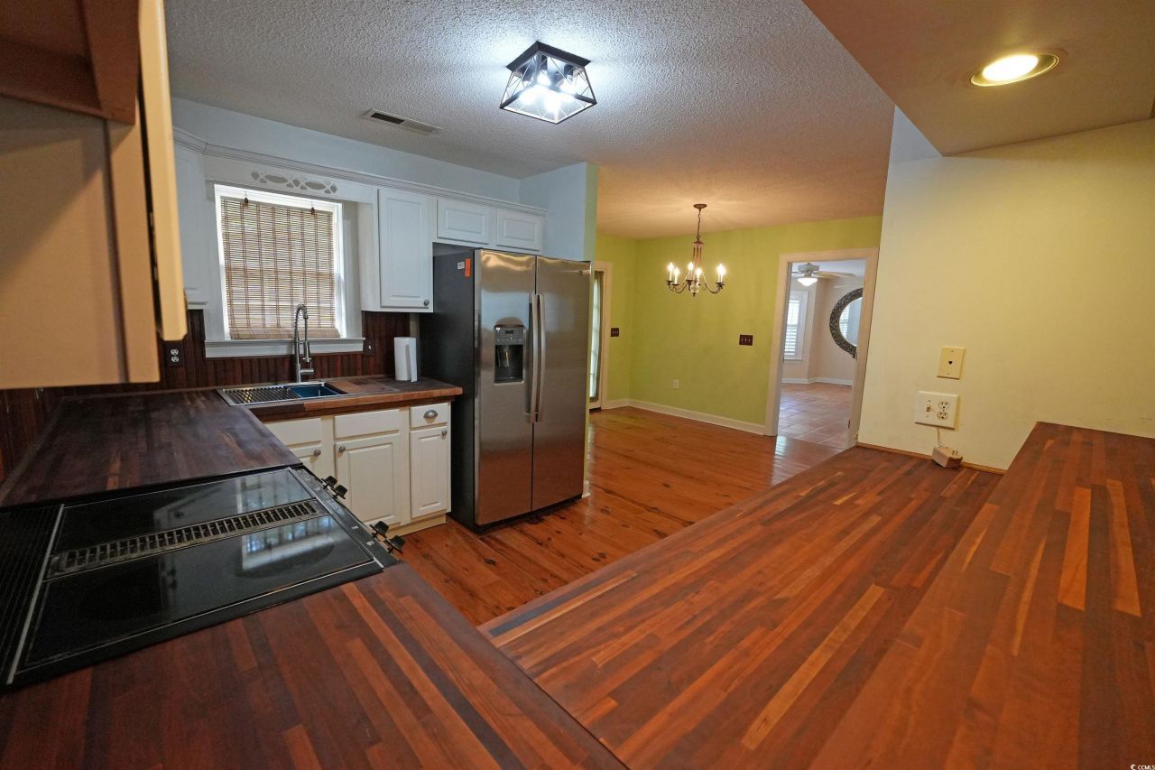 669 George Washington Trail Photo 8