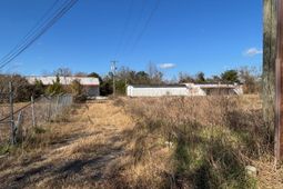 735 & 755 Sprinkle Avenue  photo 4