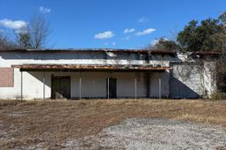 735 & 755 Sprinkle Avenue  photo 4