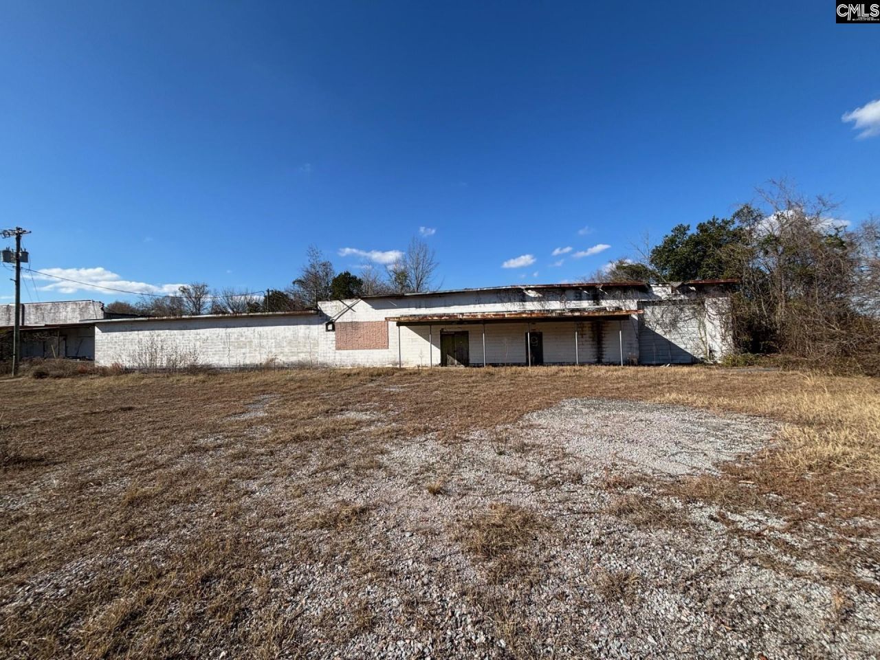 735 & 755 Sprinkle Avenue  Photo 4