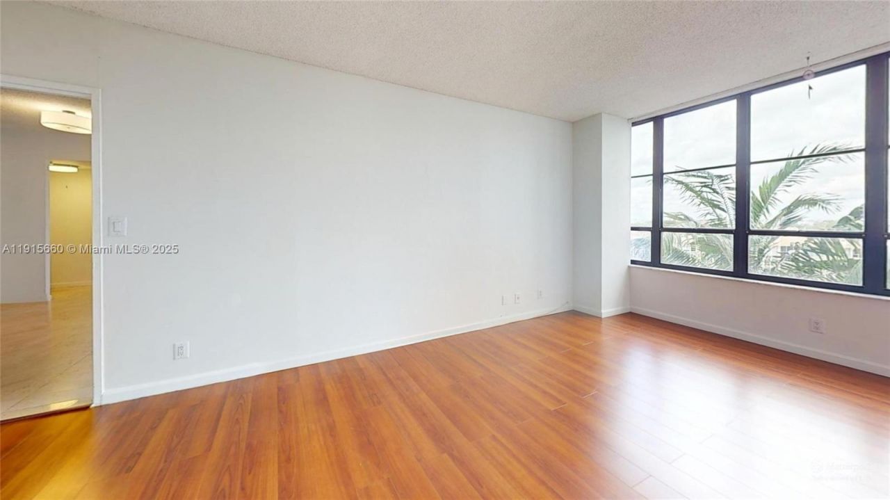 500 Three Islands Blvd, Unit 408, Hallandale Beach, FL 33009 Photo