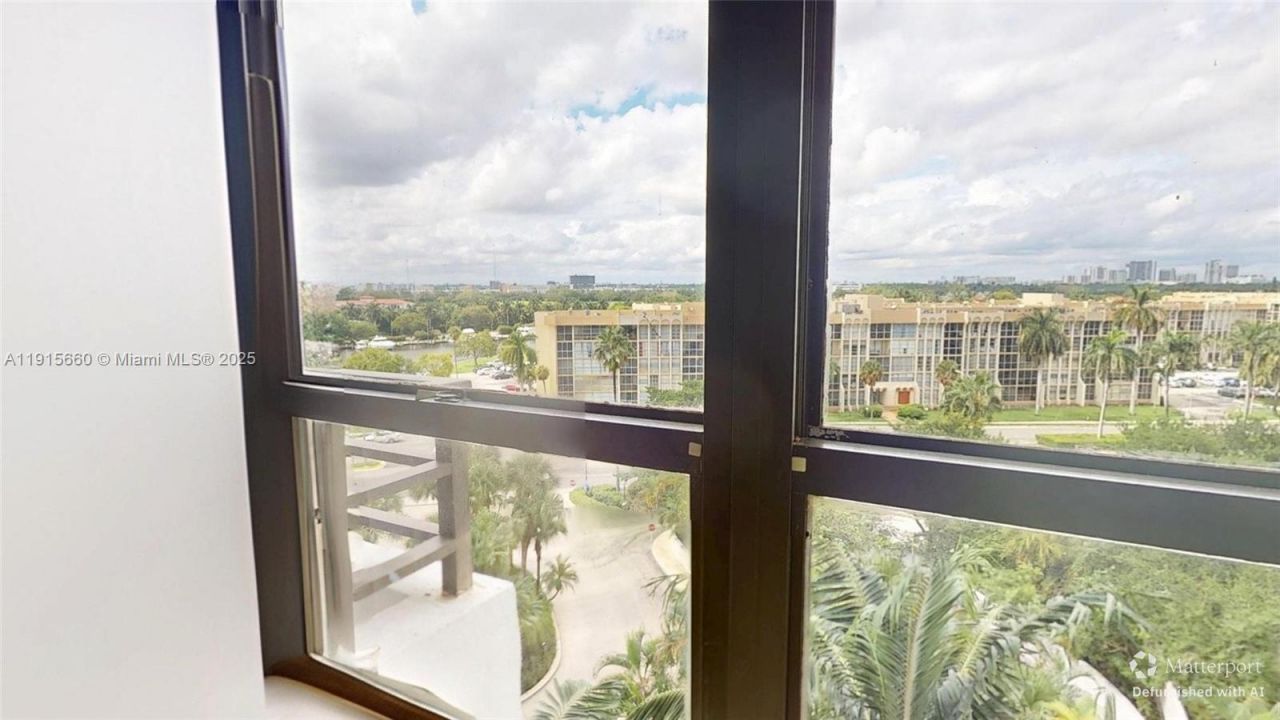 500 Three Islands Blvd, Unit 408, Hallandale Beach, FL 33009 Photo