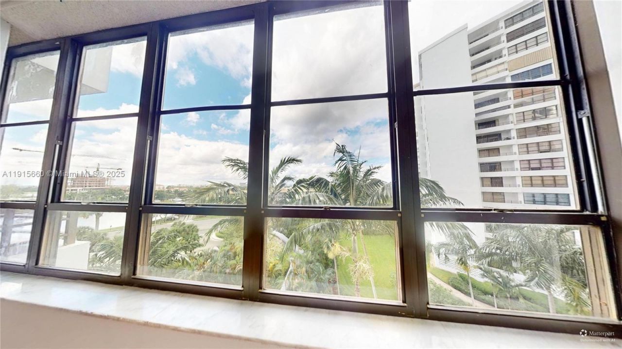 500 Three Islands Blvd, Unit 408, Hallandale Beach, FL 33009 Photo