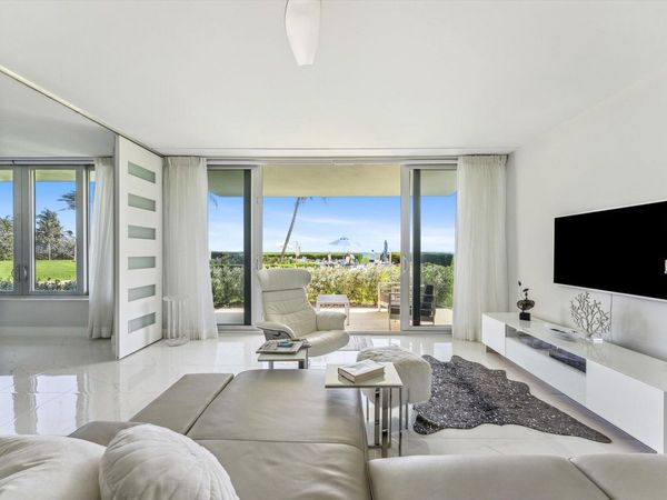 1225 S Ocean Boulevard, Unit 104, Delray Beach, FL 33483