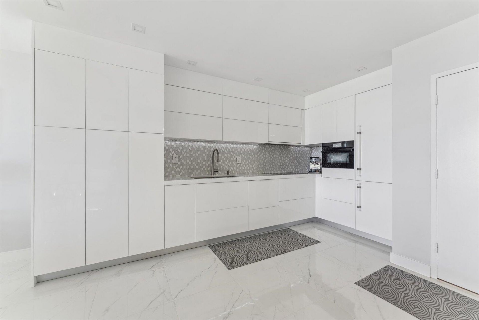 1225 S Ocean Boulevard, Unit 104, Delray Beach, FL 33483 Photo