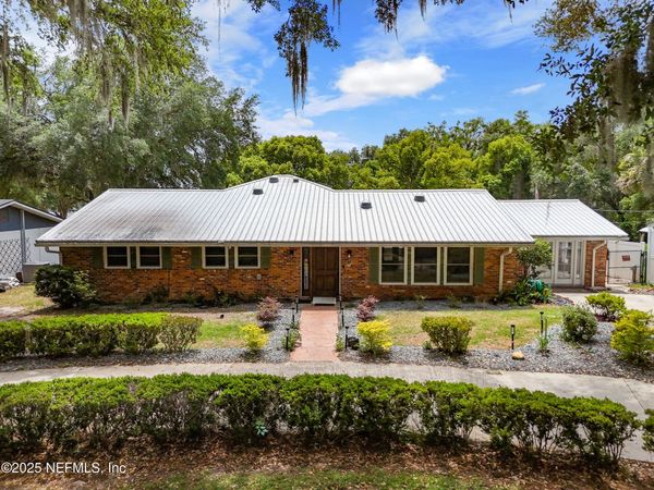 49 NELSONS POINT Road, Keystone Heights, FL 32656