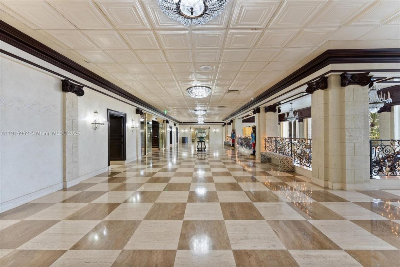 2030 S Ocean Dr, Unit 521, Hallandale Beach, FL 33009 Photo