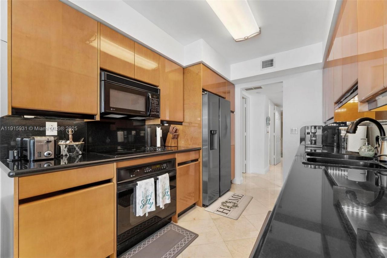 18671 Collins Ave, Unit 1902, Sunny Isles Beach, FL 33160 Photo