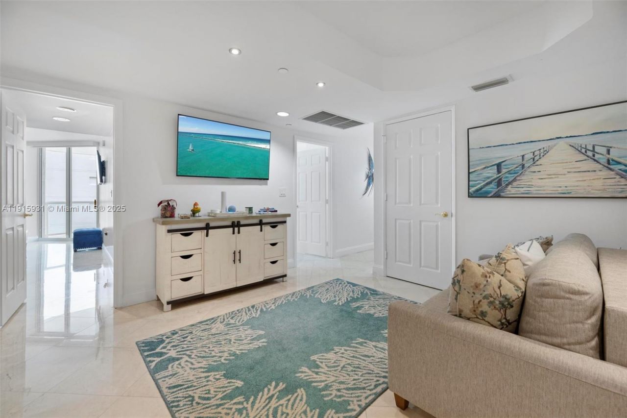 18671 Collins Ave, Unit 1902, Sunny Isles Beach, FL 33160 Photo