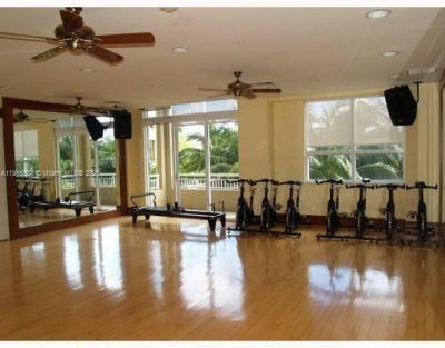 19501 W Country Club Dr, Unit 2310, Aventura, FL 33180 Photo