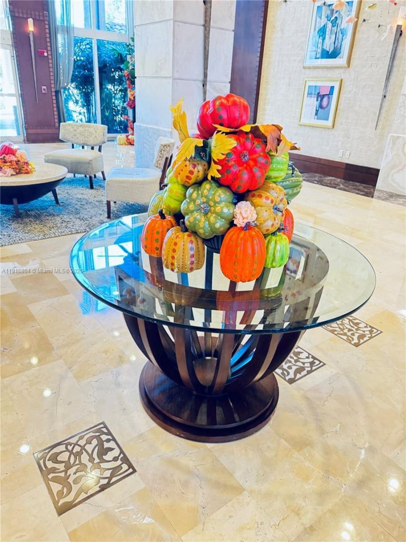 19501 W Country Club Dr, Unit 2310, Aventura, FL 33180 Photo