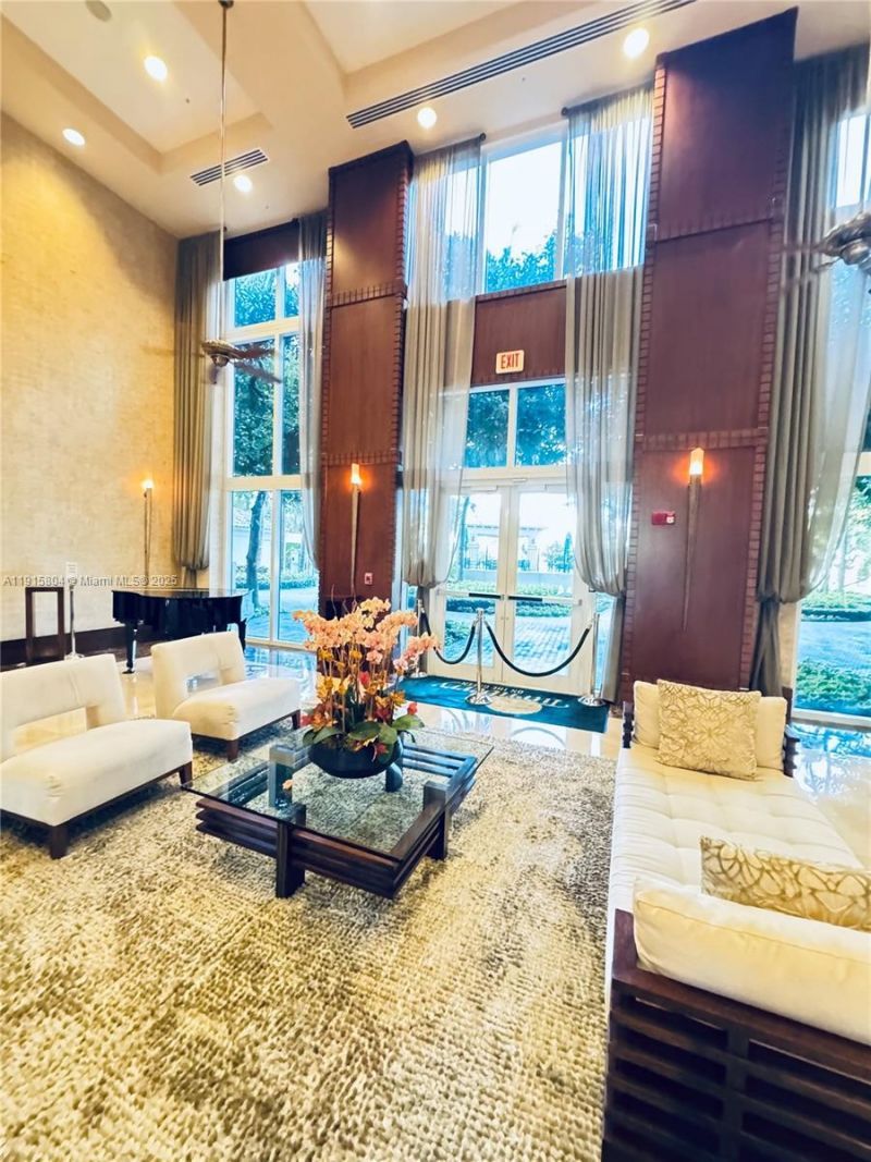 19501 W Country Club Dr, Unit 2310, Aventura, FL 33180 Photo