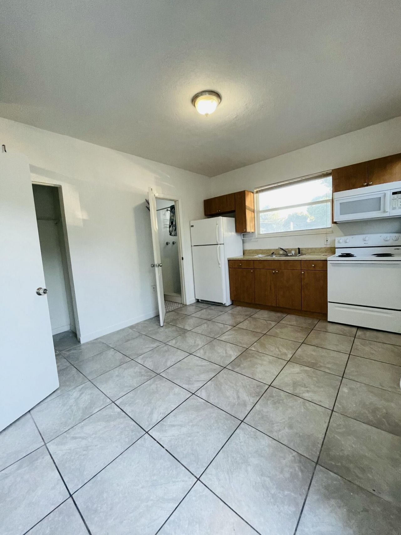 195 Gardenia Street, Unit 4, Tavernier, FL 33070 Photo