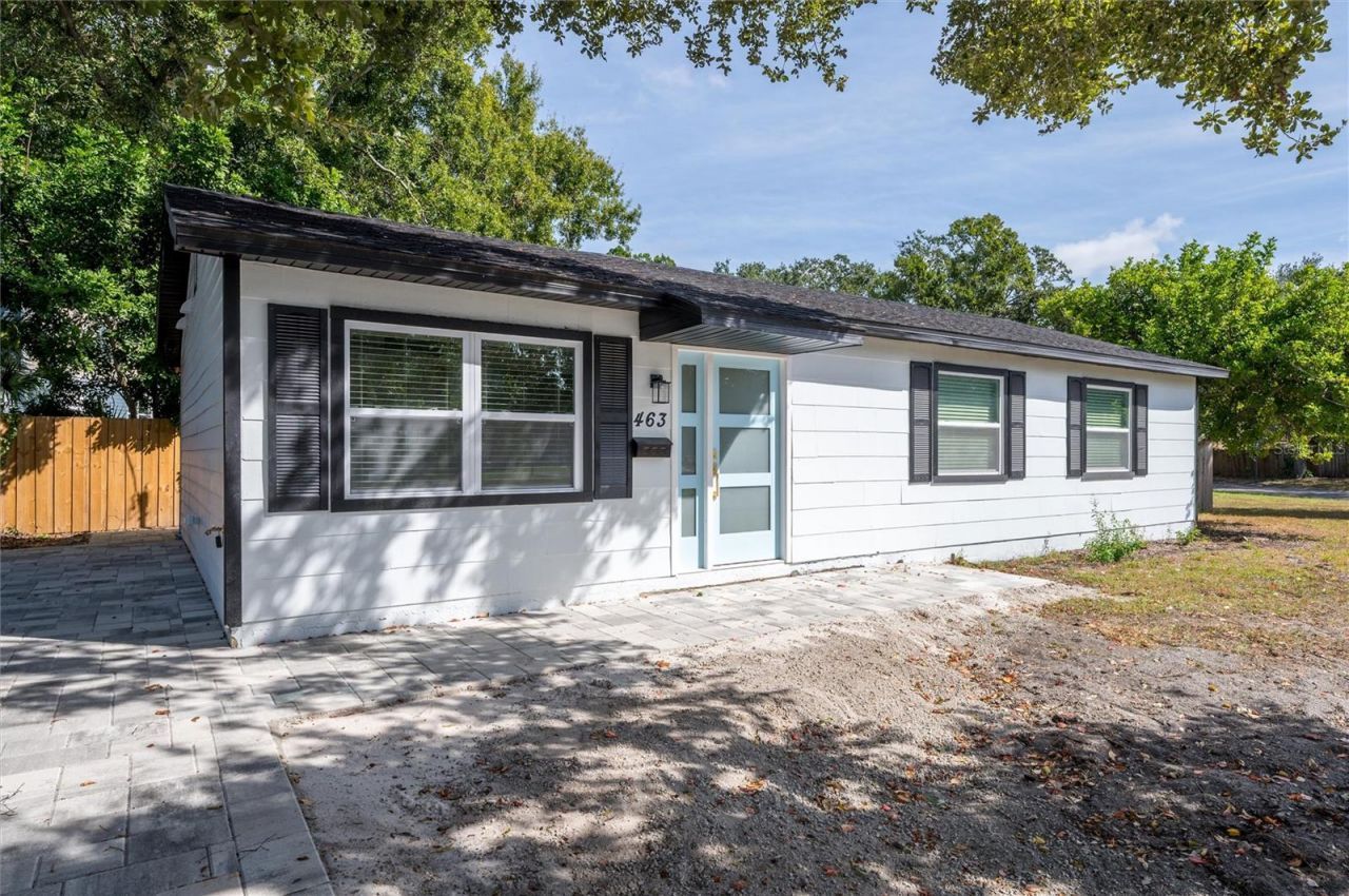 463 Davison Avenue Ne, Saint Petersburg, FL 33703 Main Photo