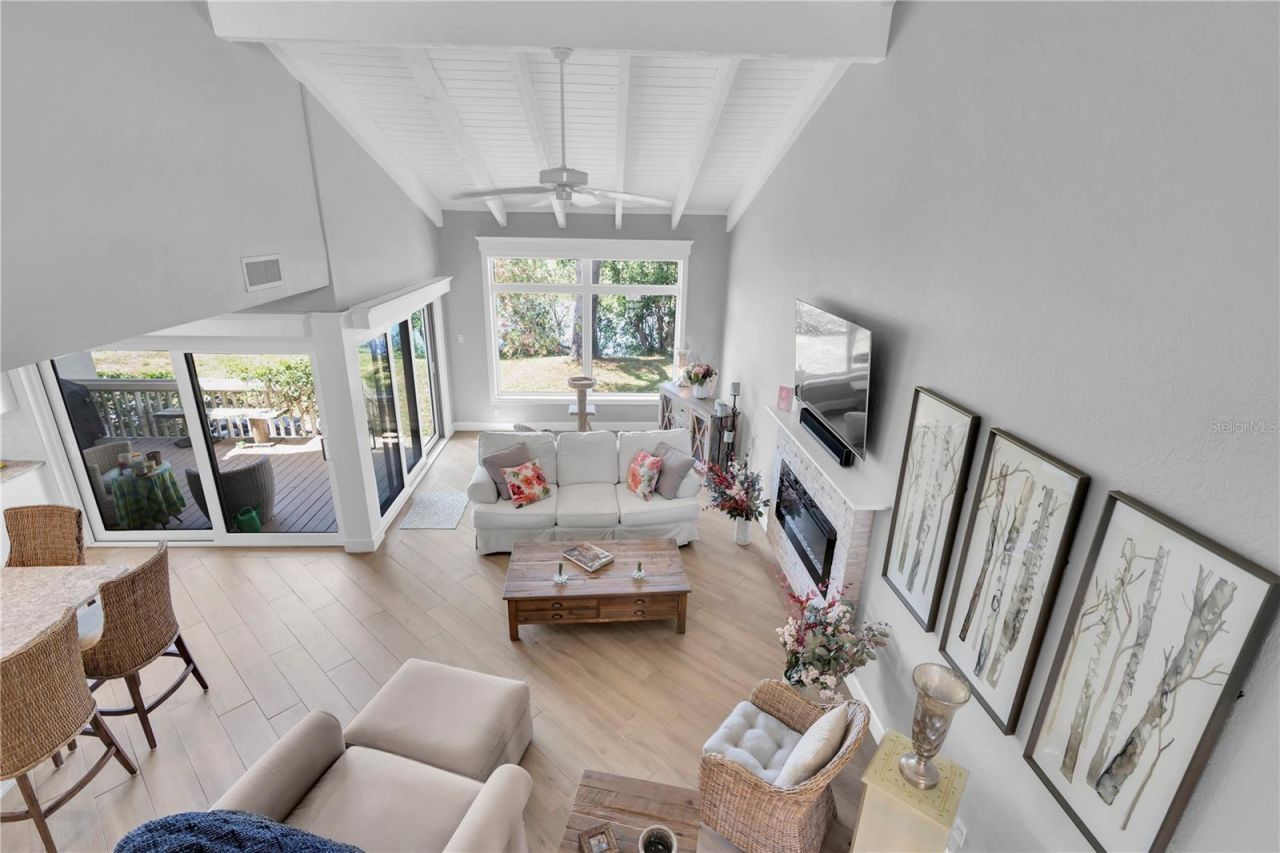 5559 Escondida Boulevard S, Saint Petersburg, FL 33715 Photo