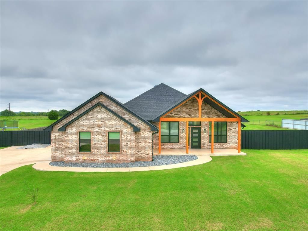 1379 County Street 2977, Blanchard, OK 73010 Main Photo