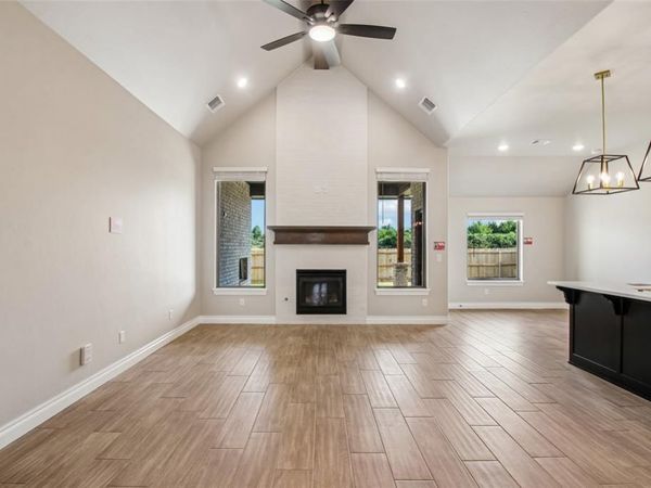 10304 SW 56th Street, Mustang, OK 73064