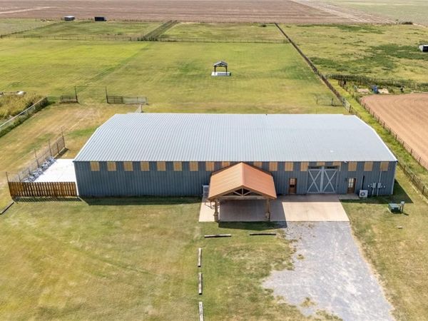 20500 N 2810 Road, Kingfisher, OK 73750