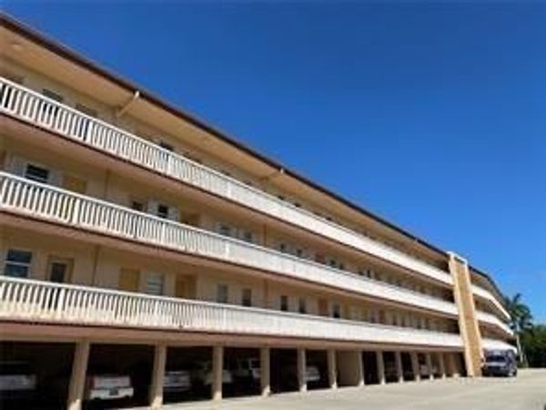 6701 Cypress Road, Unit 207, Plantation, FL 33317