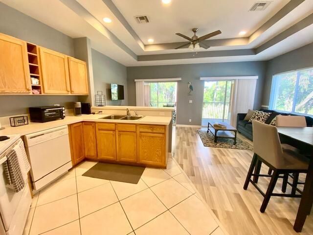 8379 Mulligan Circle, Unit 4524, Port Saint Lucie, FL 34986 Photo