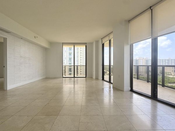 16275 Collins Avenue, Unit 1004, Sunny Isles Beach, FL 33160