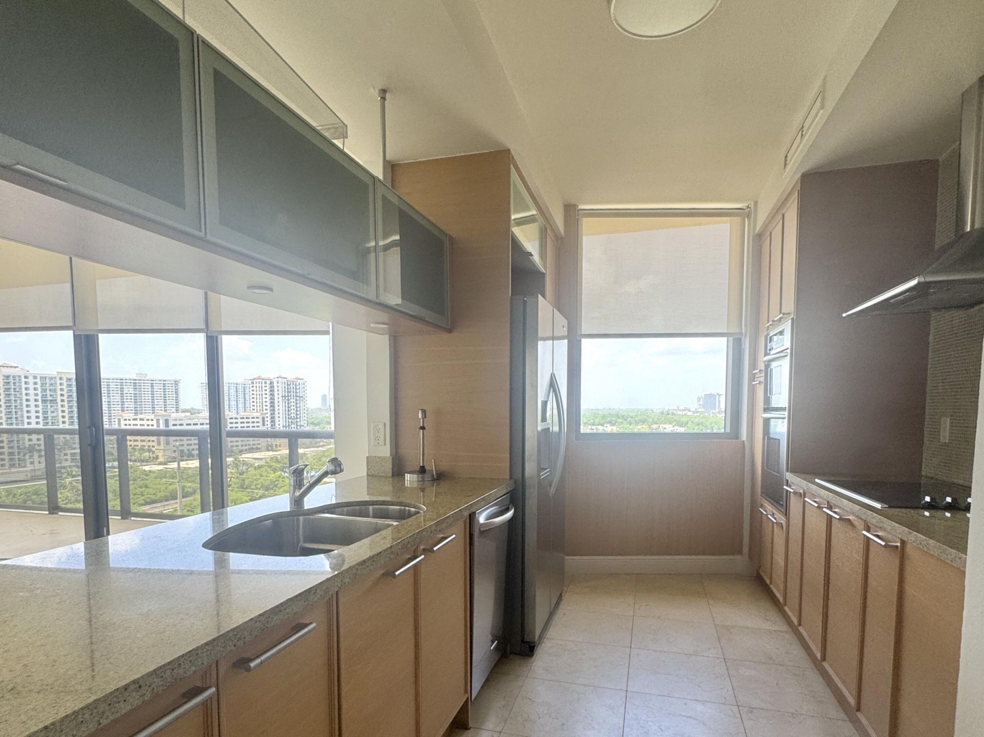 16275 Collins Avenue, Unit 1004, Sunny Isles Beach, FL 33160 Photo