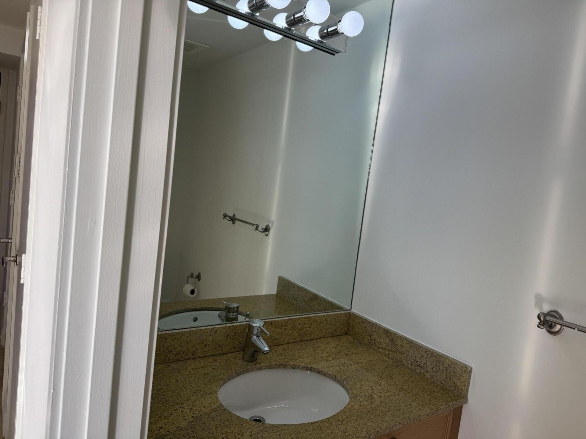 16275 Collins Avenue, Unit #1004, Sunny Isles Beach, FL 33160 Photo