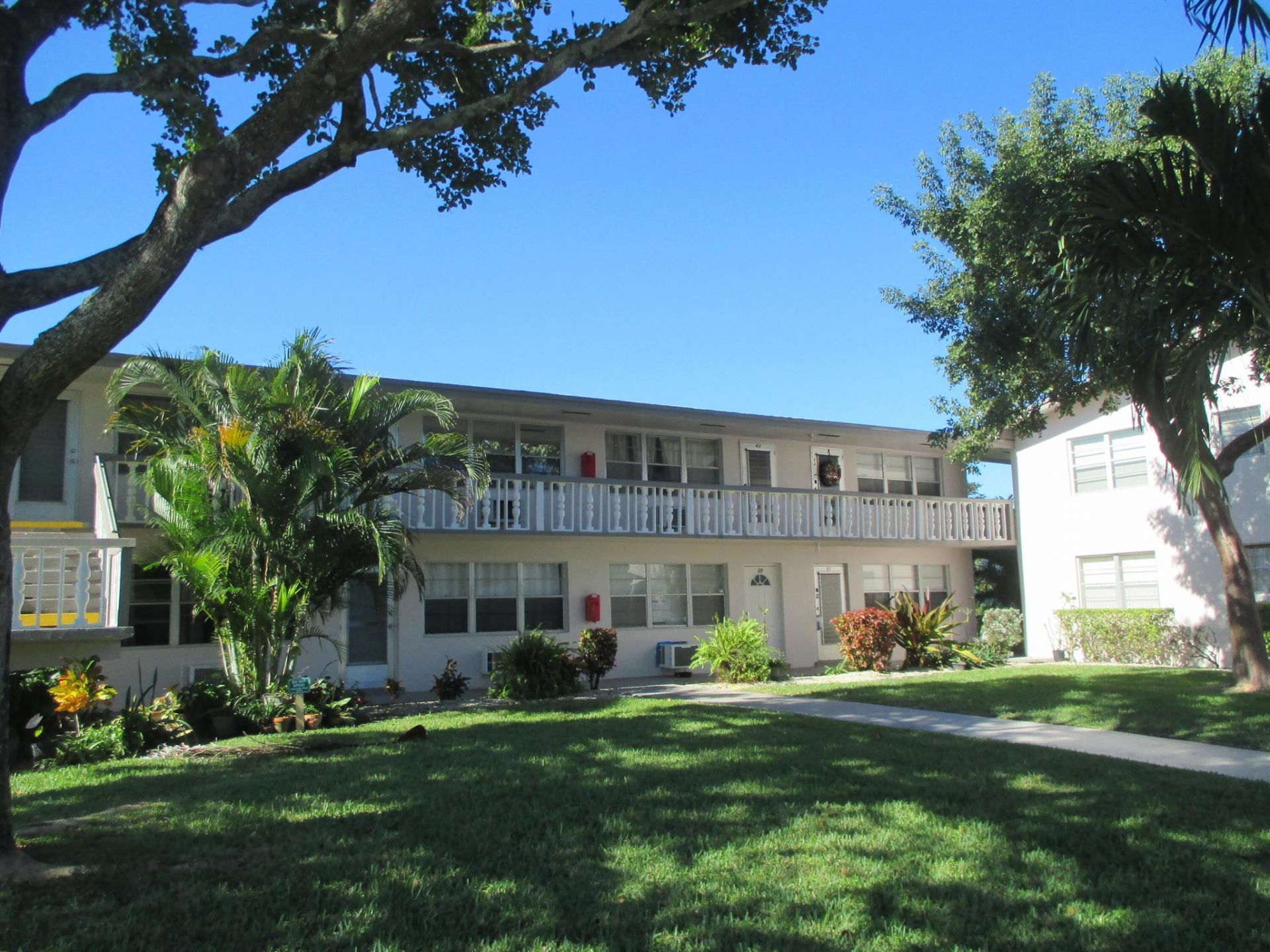 31 Canterbury B, West Palm Beach, FL 33417 Photo