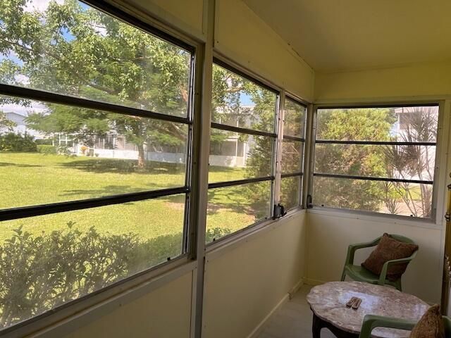 31 Canterbury B, West Palm Beach, FL 33417 Photo