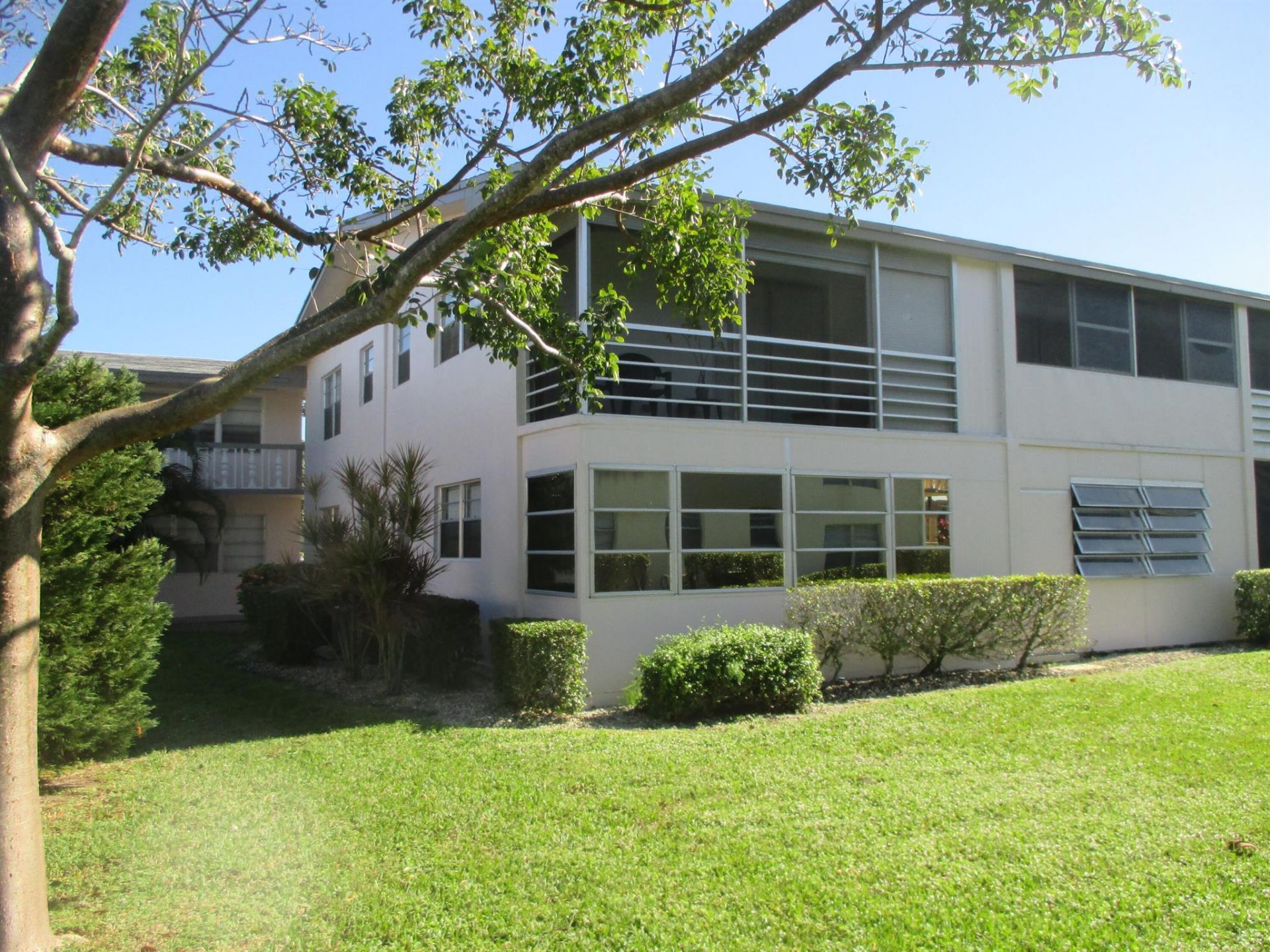 31 Canterbury B, West Palm Beach, FL 33417 Photo