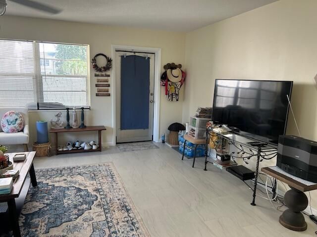 31 Canterbury B, West Palm Beach, FL 33417 Photo