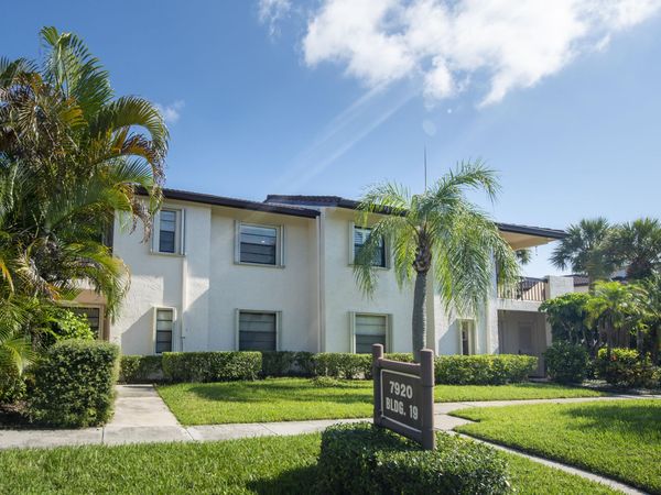 7920 Eastlake Drive, Unit 19-F, Boca Raton, FL 33433