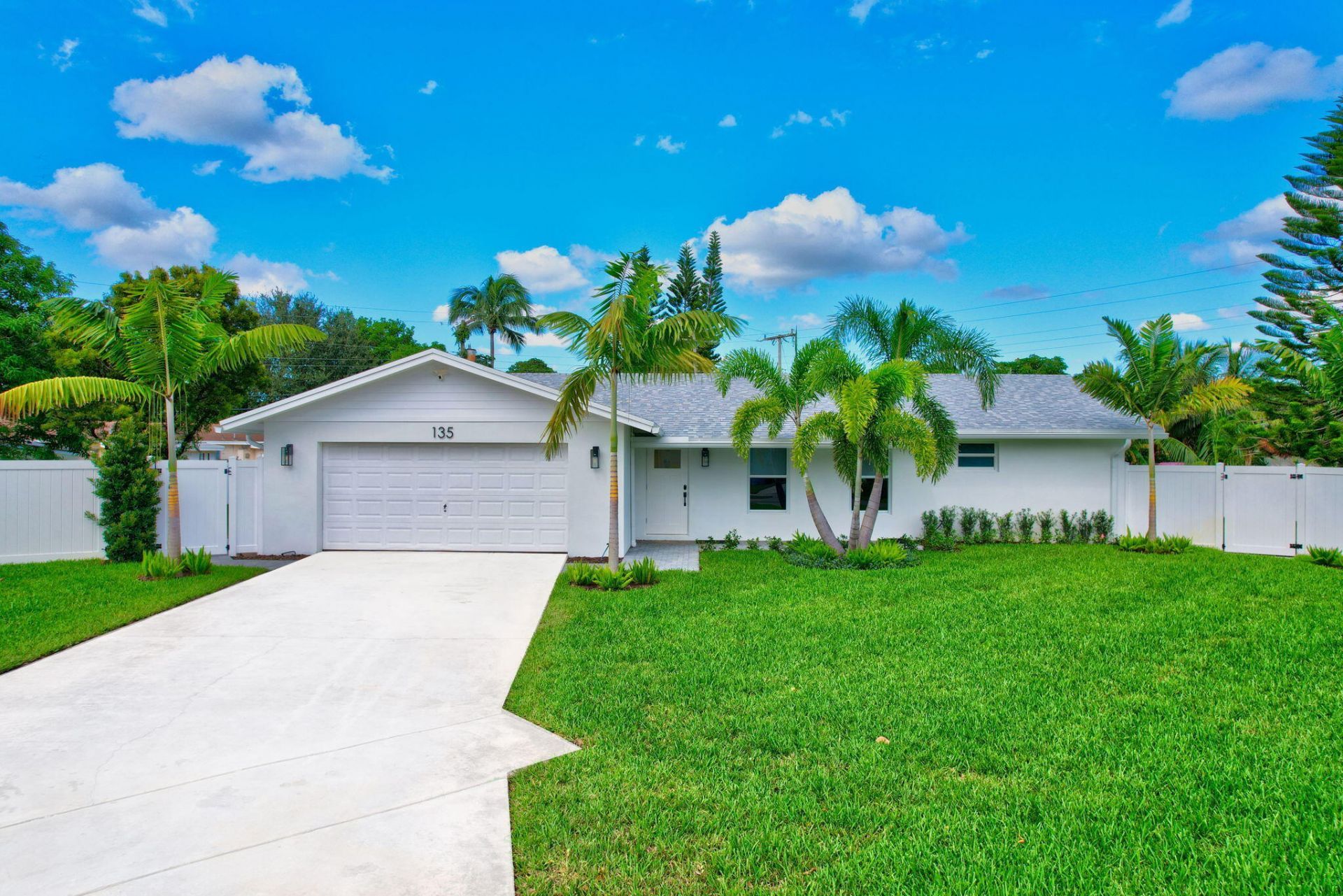 135 SE 28th Court, Boynton Beach, FL 33435 Photo