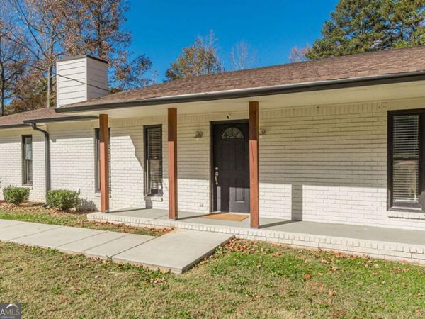 9531 Winding Way Lane, Jonesboro, GA 30238