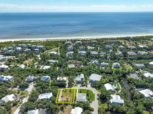 524 Lagoon DR, SANIBEL, FL 33957