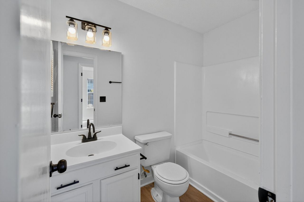 5109 Westview St Street Photo 12